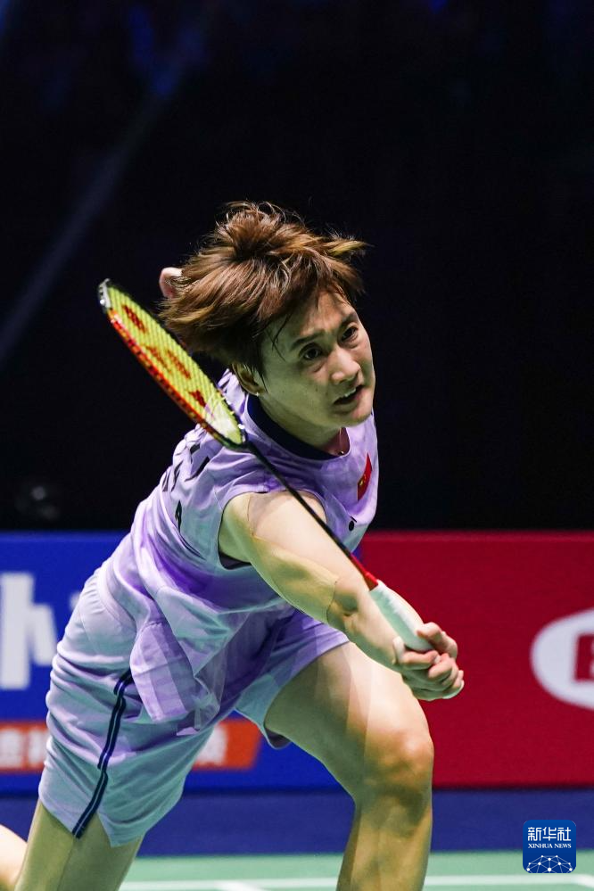 篮球联赛中 篮球联赛中