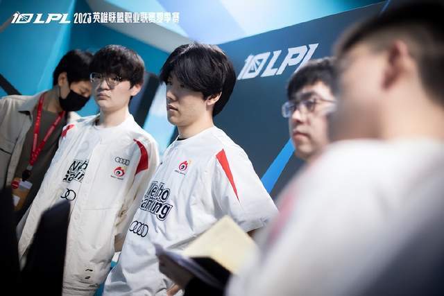 金孔争霸 金孔争霸